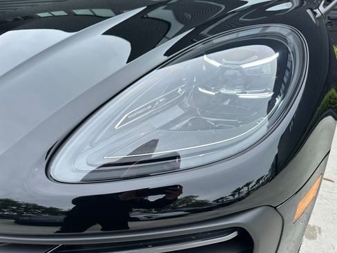 Used 2026 Porsche Macan Turbo image 13