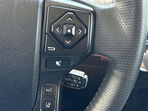 Used 2023 Toyota 4Runner TRD Off-Road image 34