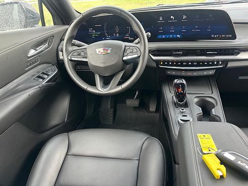 New 2025 Cadillac XT4 Premium Luxury image 16