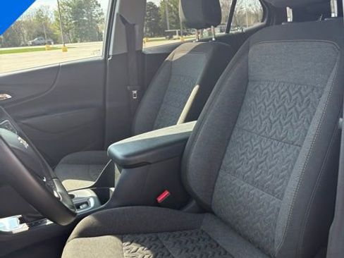Used 2024 Chevrolet Equinox LT image 13