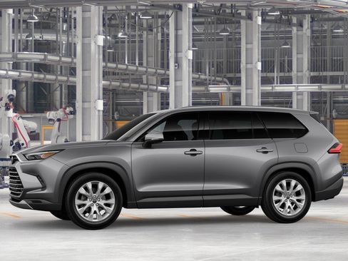 New 2026 Toyota Grand Highlander AWD Hybrid image 3
