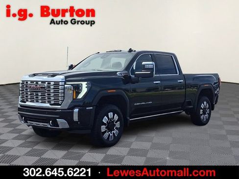 New 2026 GMC Sierra 2500 Denali w/ Denali Reserve Package AWD/4WD image 2