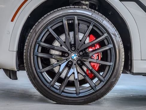 Used 2021 BMW X6 xDrive40i w/ M Sport Package image 14