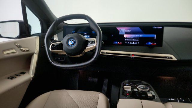 Used 2024 BMW iX xDrive50 w/ Premium Package AWD/4WD image 52