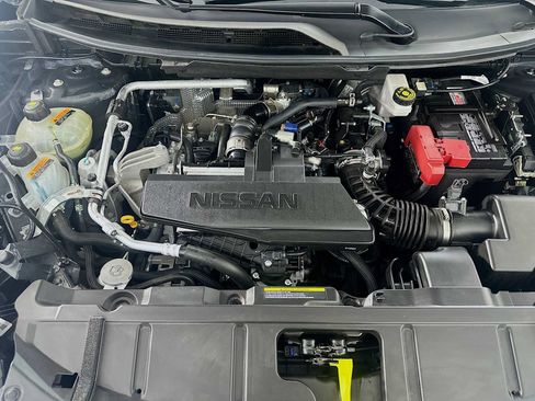 Used 2026 Nissan Rogue SL AWD/4WD image 29