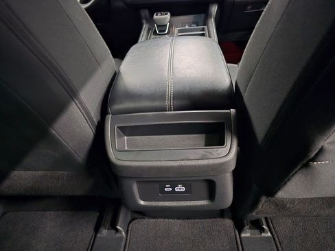 Used 2023 Nissan Pathfinder S FWD image 34