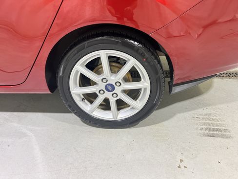 Used 2015 Ford Fiesta SE w/ Equipment Group 201A FWD image 13