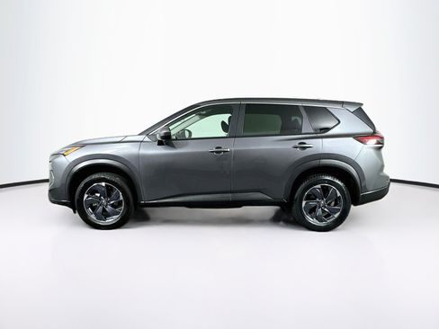 Used 2026 Nissan Rogue SV FWD image 4