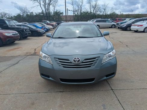 Used 2007 Toyota Camry LE image 2
