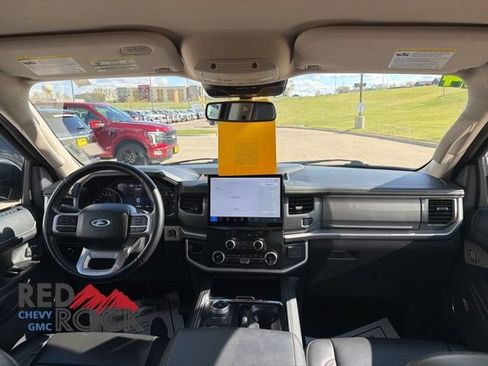 Used 2024 Ford Expedition Max XLT AWD/4WD image 15