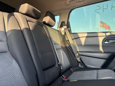 Certified 2025 Nissan Rogue SV FWD image 30