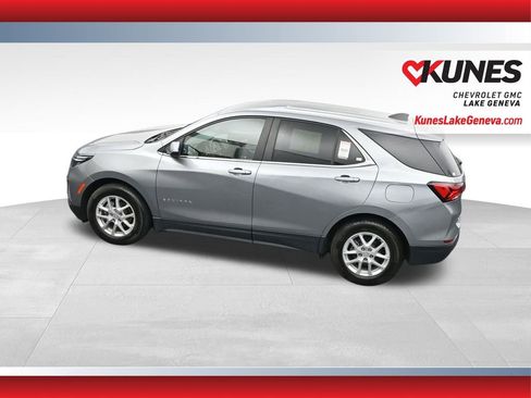 Used 2023 Chevrolet Equinox LT image 38