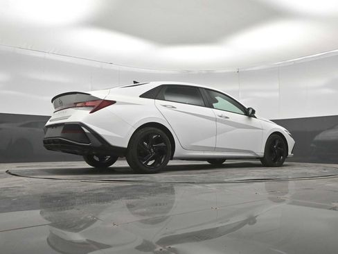 New 2026 Hyundai Elantra SEL Sport FWD image 44