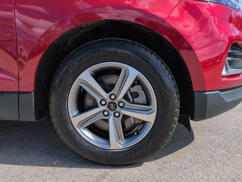 Certified 2023 Ford Edge SEL w/ Convenience Package image 12