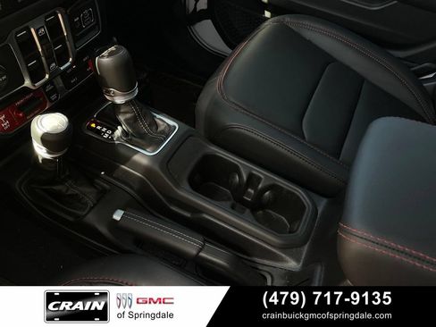 Used 2026 Jeep Wrangler Unlimited Rubicon w/ Technology Group AWD/4WD image 20