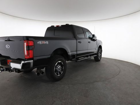 Used 2024 Ford F250 Lariat image 12