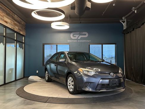 Used 2016 Toyota Corolla LE FWD image 1