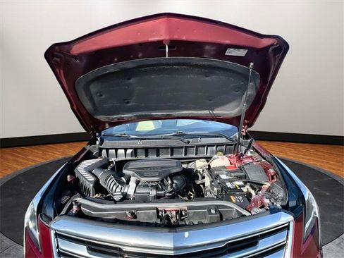 Used 2017 Cadillac XT5 Luxury w/ Driver Awareness Package image 32