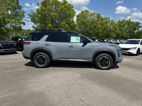 New 2026 Nissan Pathfinder Rock Creek AWD/4WD image 3