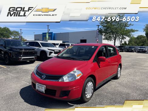 Used 2011 Nissan Versa 1.8 S FWD image 1
