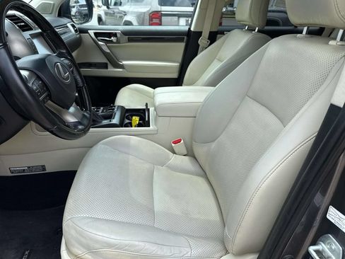 Used 2021 Lexus GX 460 Luxury w/ Off Road Package AWD/4WD image 14