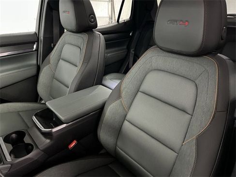 New 2026 GMC Terrain AT4 w/ Convenience Package III image 20