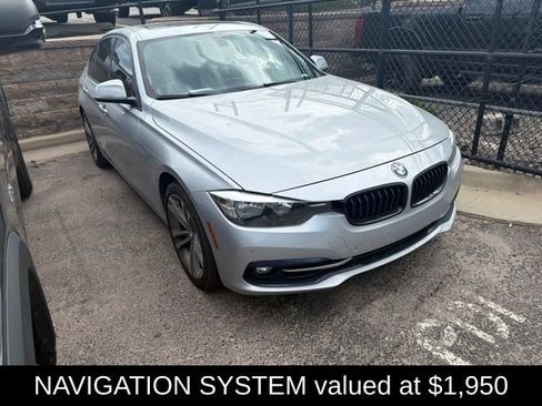 Used 2016 BMW 328i xDrive Sedan AWD/4WD image 3