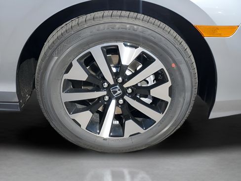 New 2026 Honda Odyssey EX-L image 8