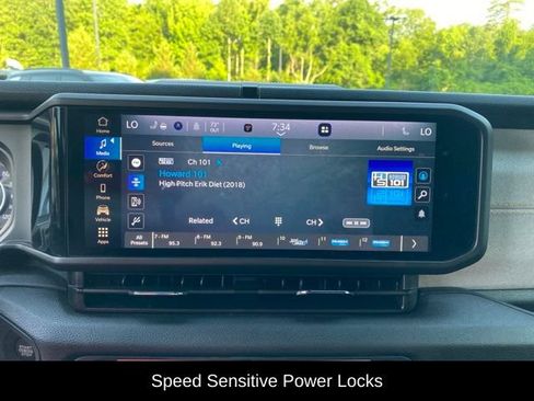 Used 2024 Jeep Wrangler Unlimited Sport AWD/4WD image 13