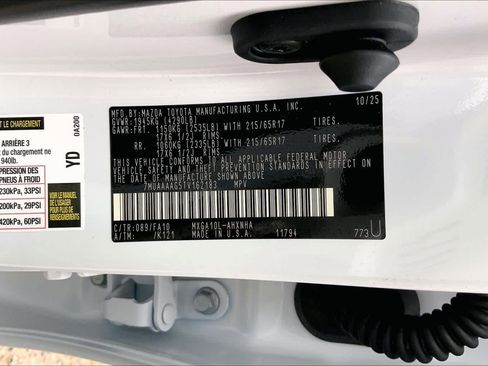 Used 2026 Toyota Corolla Cross L image 33