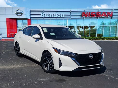 New 2025 Nissan Sentra SV image 1