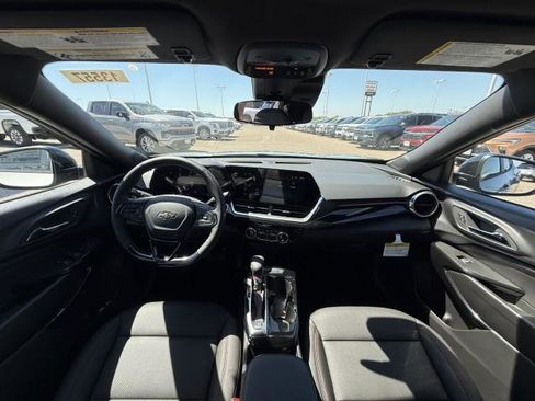 New 2026 Chevrolet Trax RS image 25