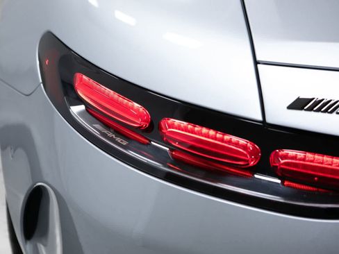 Used 2024 Mercedes-Benz AMG GT 55 image 17