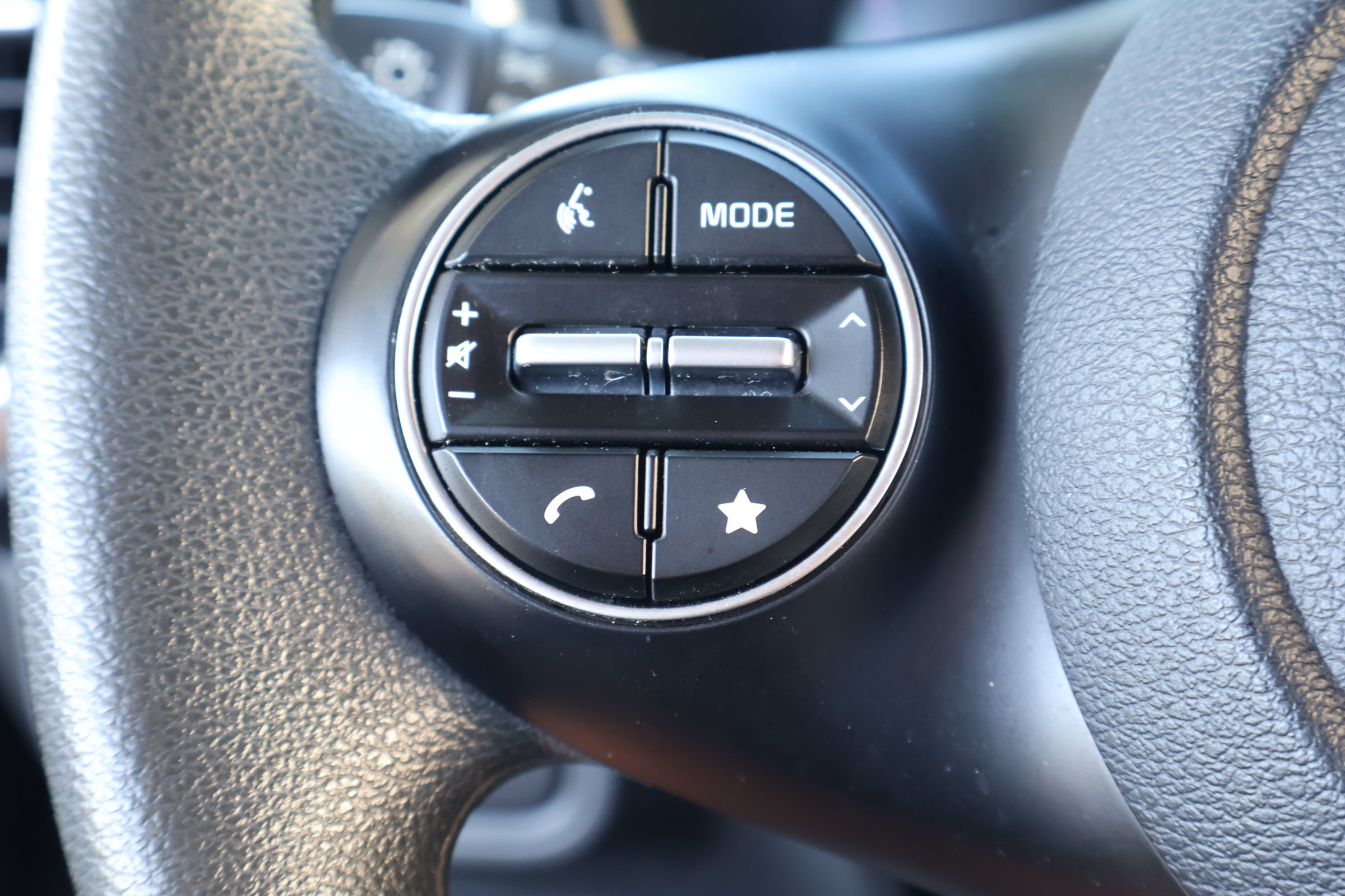 Used 2024 Kia Soul LX w/ Option Group 015 FWD image 25