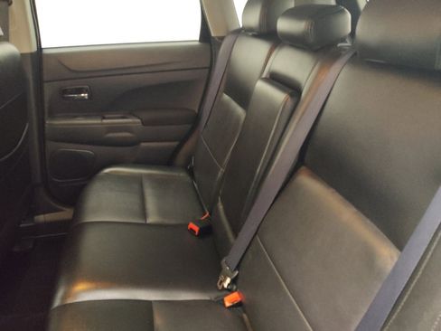 Used 2018 Mitsubishi Outlander Sport LE image 18