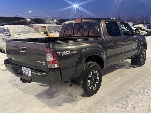 Used 2015 Toyota Tacoma PreRunner image 5
