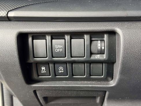 Used 2021 Subaru Forester AWD/4WD image 19