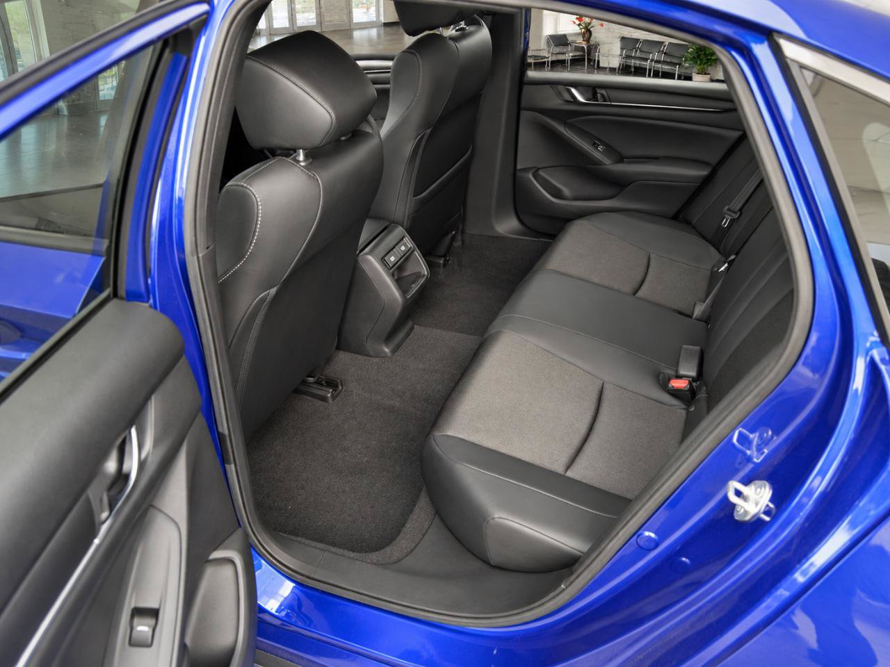 Used 2021 Honda Accord Sport image 10