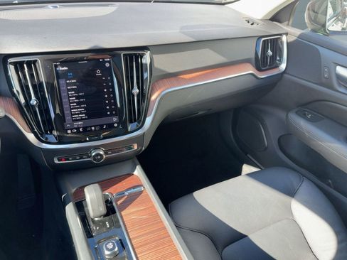 Certified 2025 Volvo V60 B5 Cross Country Plus image 26