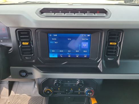 Used 2023 Ford Bronco Badlands AWD/4WD image 21