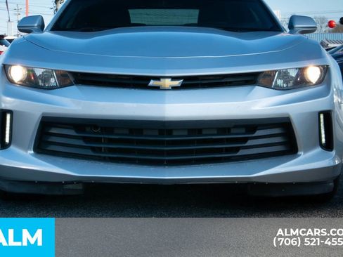 Used 2017 Chevrolet Camaro LT image 9