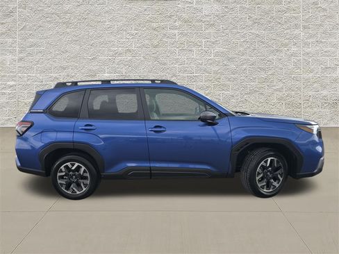 New 2026 Subaru Forester Premium AWD/4WD image 8