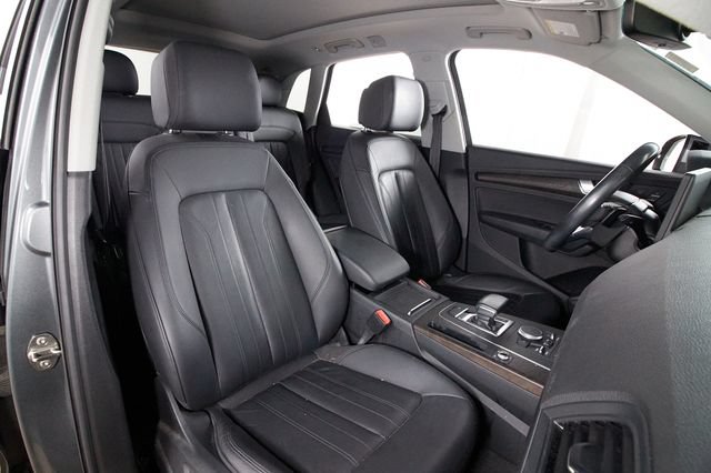 Used 2020 Audi Q5 2.0T Premium w/ Convenience Package AWD/4WD image 22