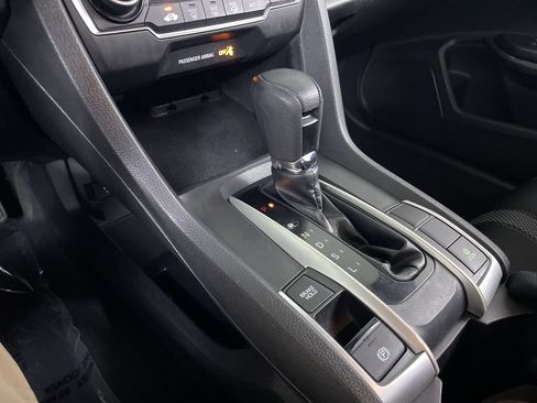 Used 2019 Honda Civic LX image 17