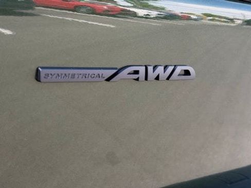 Used 2026 Subaru Outback Premium AWD/4WD image 9
