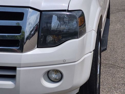 Used 2014 Ford Expedition EL Limited w/ Equipment Group 301A AWD/4WD image 11