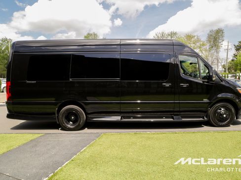 New 2024 Mercedes-Benz Sprinter 3500 image 8