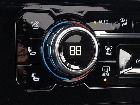 New 2026 GMC Sierra 3500 Denali w/ Denali Reserve Package image 25