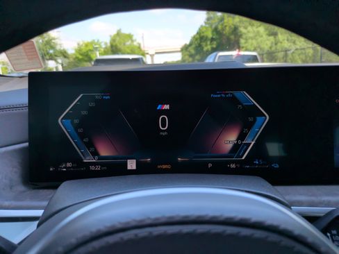 Certified 2024 BMW X5 xDrive50e w/ M Sport Package AWD/4WD image 18
