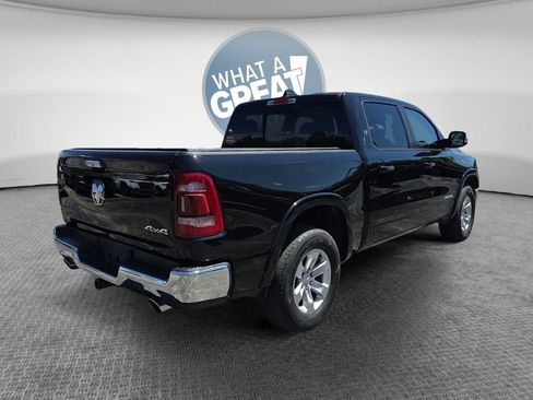Used 2022 RAM 1500 Laramie AWD/4WD image 3